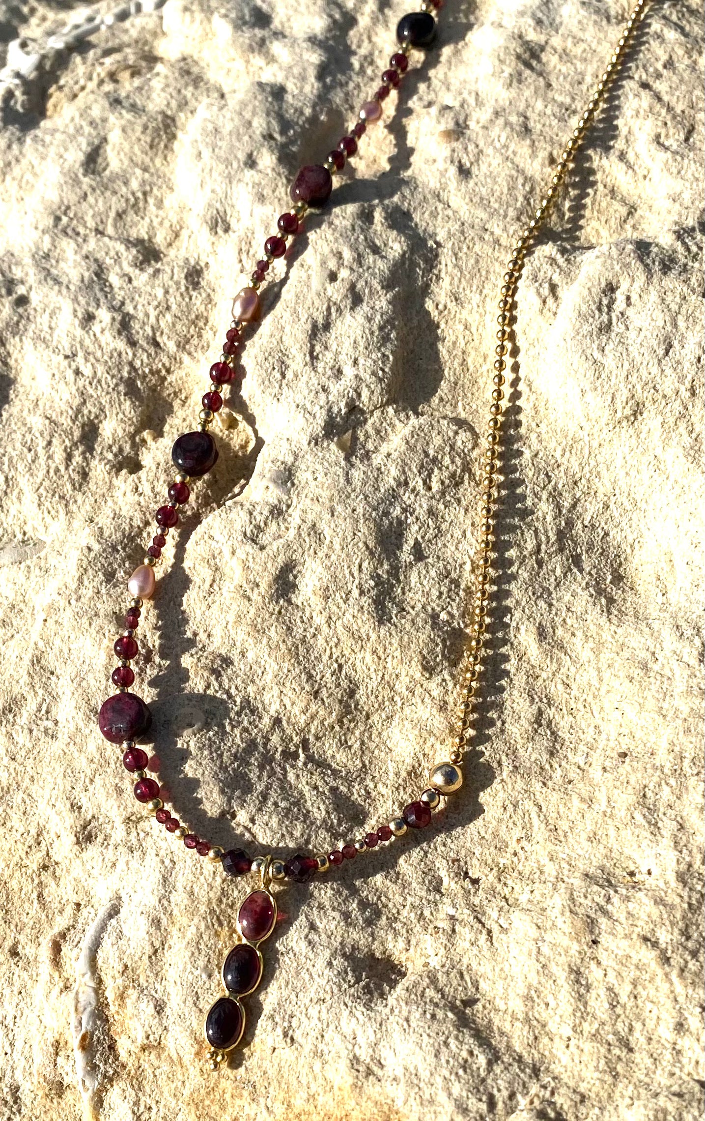 Collier TRIBALI Rouge sanguin - Grenat